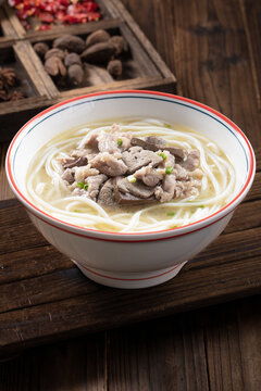 湖南殺豬粉——湘味與鄉土情懷的完美融合